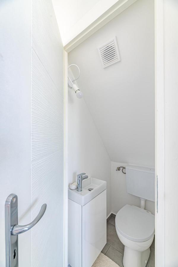 Madarasz 5 Deluxe Vendeghaz Villa บาลาโตนัลมาดี ภายนอก รูปภาพ